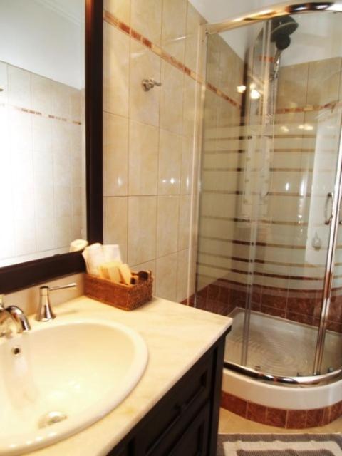 Pozar Salt Cave Hotel Spa Káto Loutrákion 部屋 写真