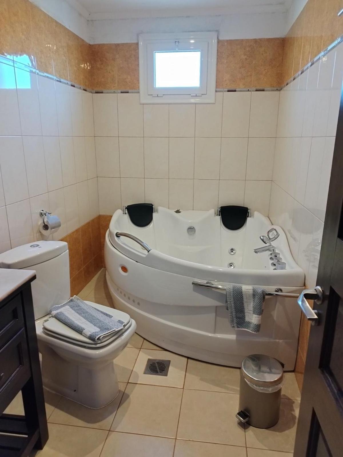 Pozar Salt Cave Hotel Spa Káto Loutrákion エクステリア 写真